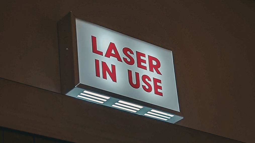 Laser in use indicator in BioPhysics Lab at CSU dominguez Hills